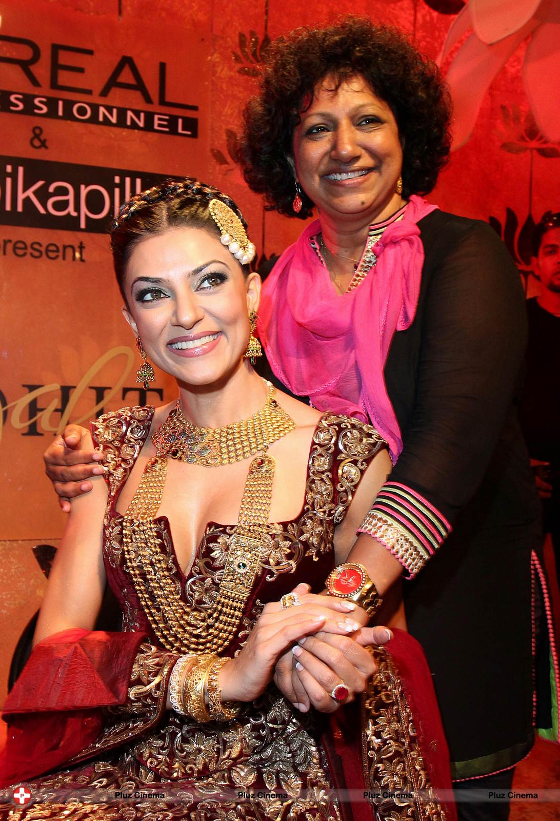Sushmita Sen opens Ambika Pillai's Salon Photos | Picture 561386