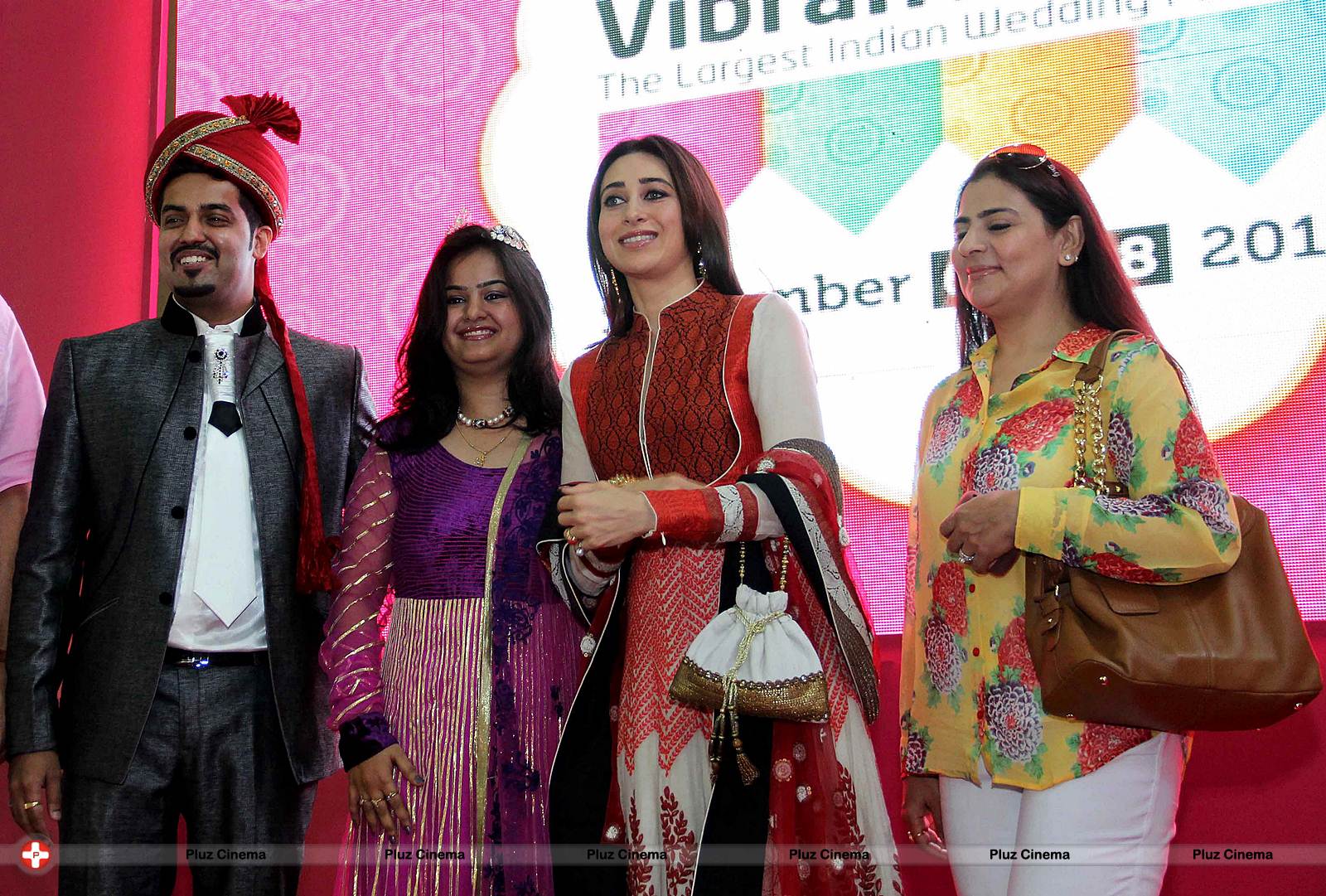 Karisma Kapoor visit Vibrant Vivah Wedding Festival 2013 Photos | Picture 566567
