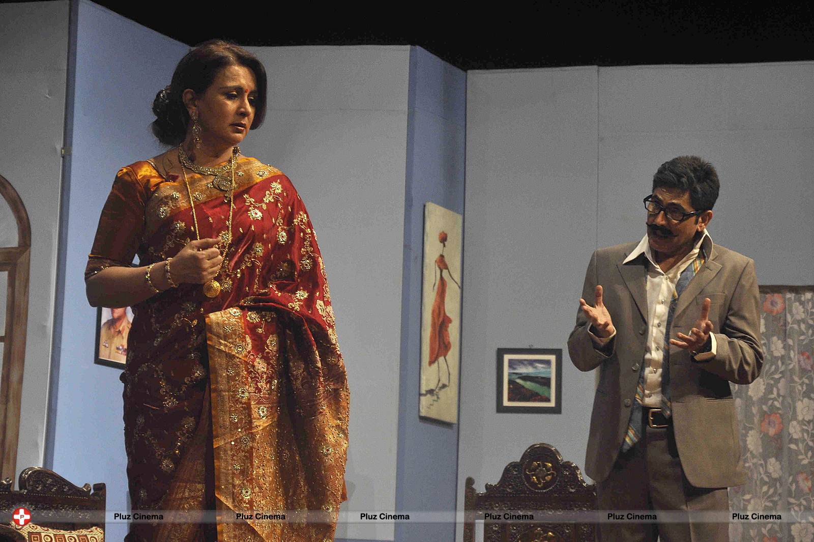 Poonam Dhillon acts in Hindu play U TURN - Ek Ajab Prem Kahani Photos | Picture 566872