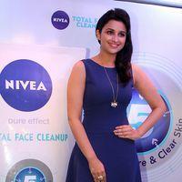 Parineeti Chopra meets winners of Nivea Total Face Clean Up digital contest Photos | Picture 567145