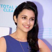 Parineeti Chopra meets winners of Nivea Total Face Clean Up digital contest Photos | Picture 567149