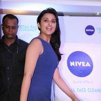 Parineeti Chopra meets winners of Nivea Total Face Clean Up digital contest Photos | Picture 567152