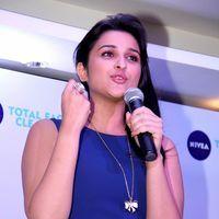 Parineeti Chopra meets winners of Nivea Total Face Clean Up digital contest Photos | Picture 567161