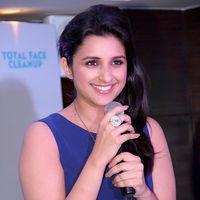 Parineeti Chopra meets winners of Nivea Total Face Clean Up digital contest Photos | Picture 567163
