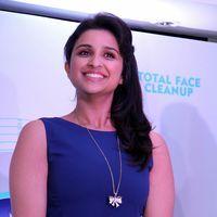 Parineeti Chopra meets winners of Nivea Total Face Clean Up digital contest Photos | Picture 567171