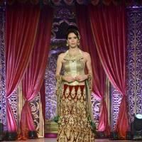 Vikram Phadnis fashion show on wedding designs Photos | Picture 560523