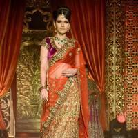 Vikram Phadnis fashion show on wedding designs Photos | Picture 560525