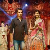 Vikram Phadnis fashion show on wedding designs Photos | Picture 560552