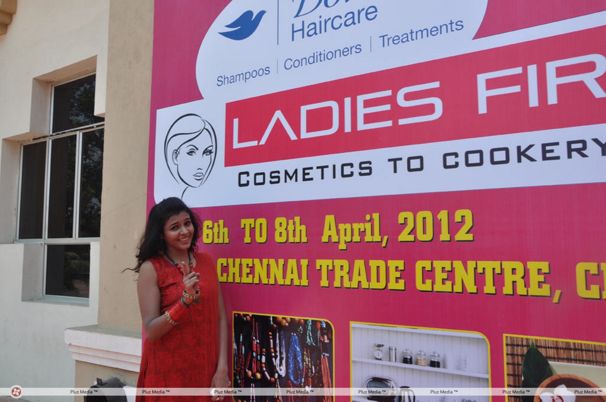 Saranya Launches Ladies First Cosmetics Photos   | Picture 185444