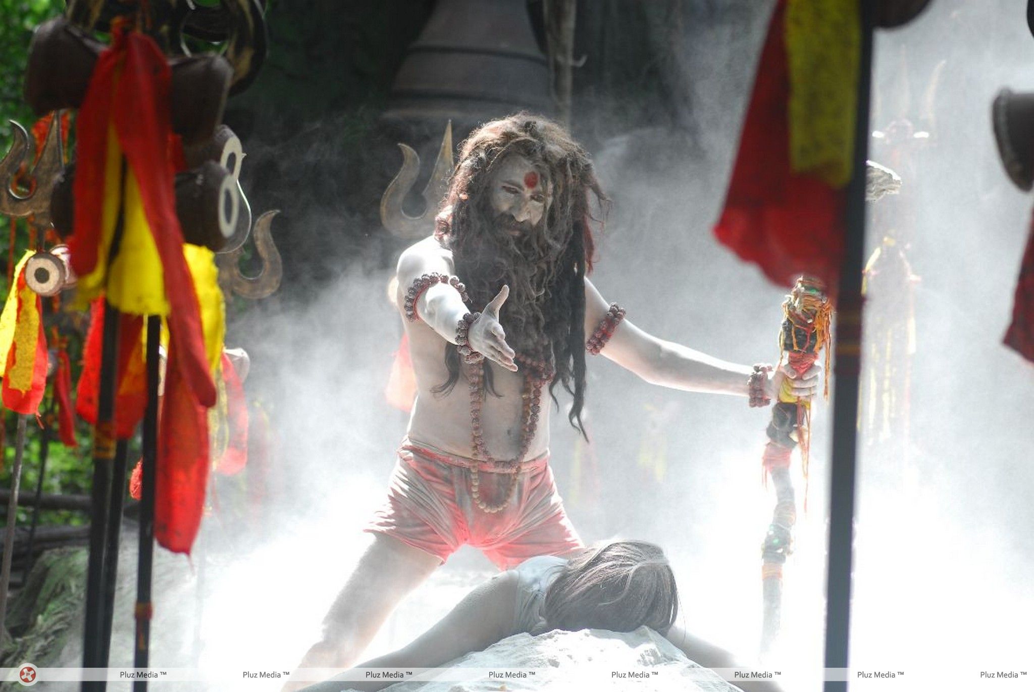 Aadhi Pinisetty - Sivangi Movie Stills | Picture 243681