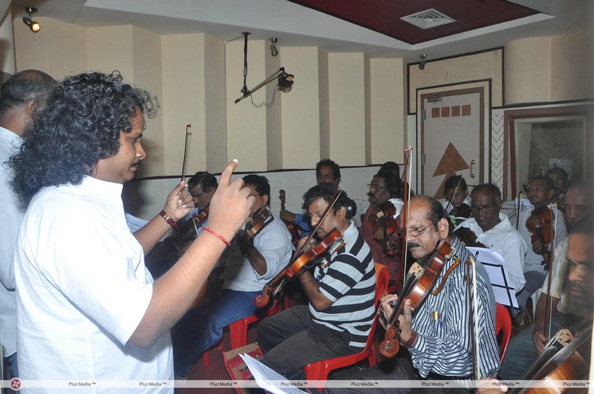 En Peyar Kumarasamy Movie Song Recording Stills | Picture 246062
