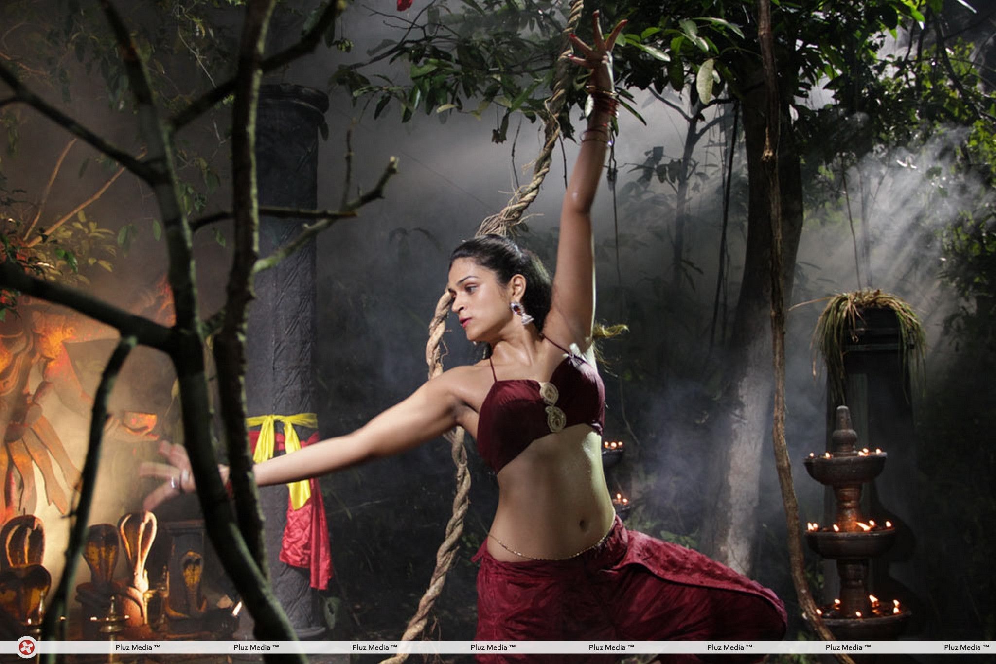Shraddha Das - Nankam Pirai Movie Stills | Picture 245594
