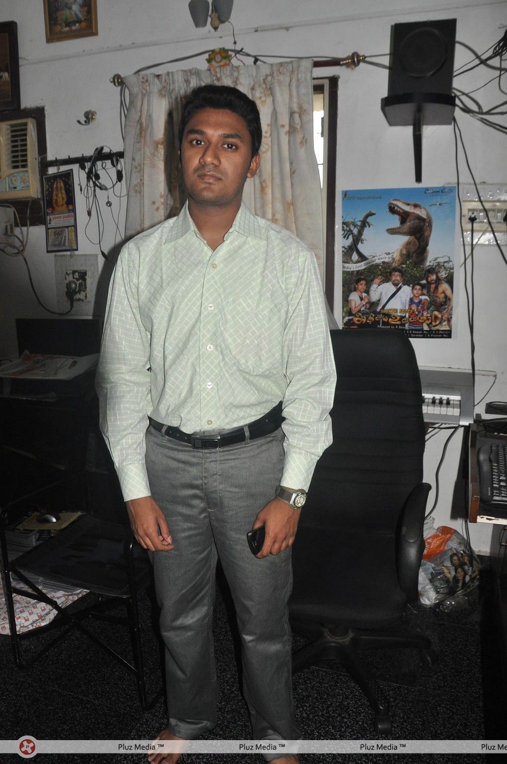 Adhisaya Ulagam 3D Movie Team Interview Stills | Picture 246741