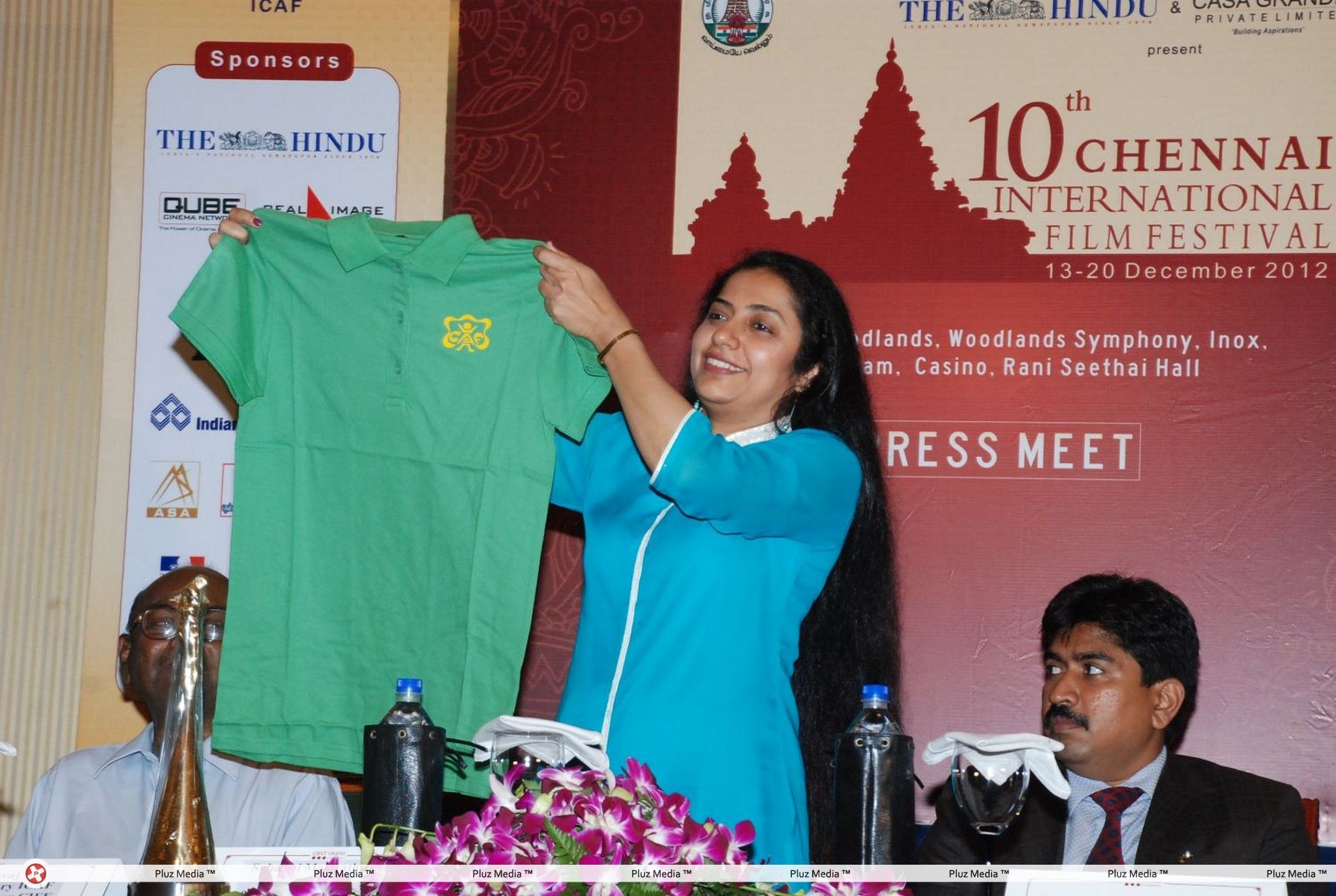 Suhasini Maniratnam - 10th Chennai International Film Festival Press Meet Stills | Picture 330428
