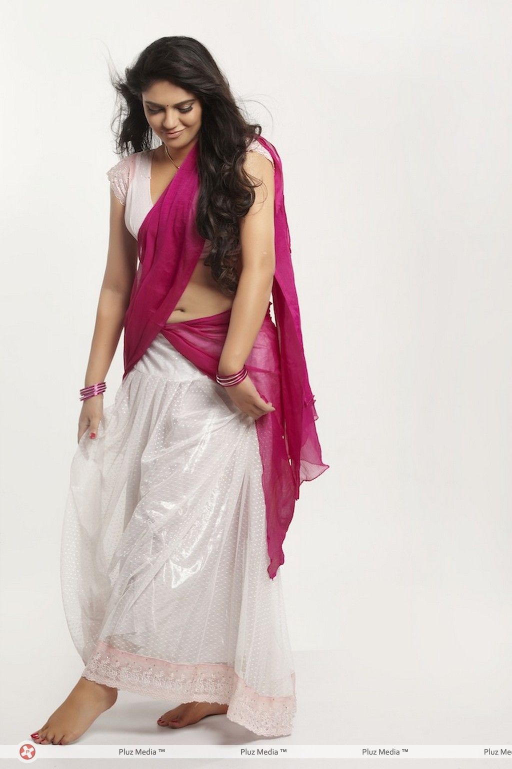 Actress Sherin Latest Photoshoot Stills | Picture 330403