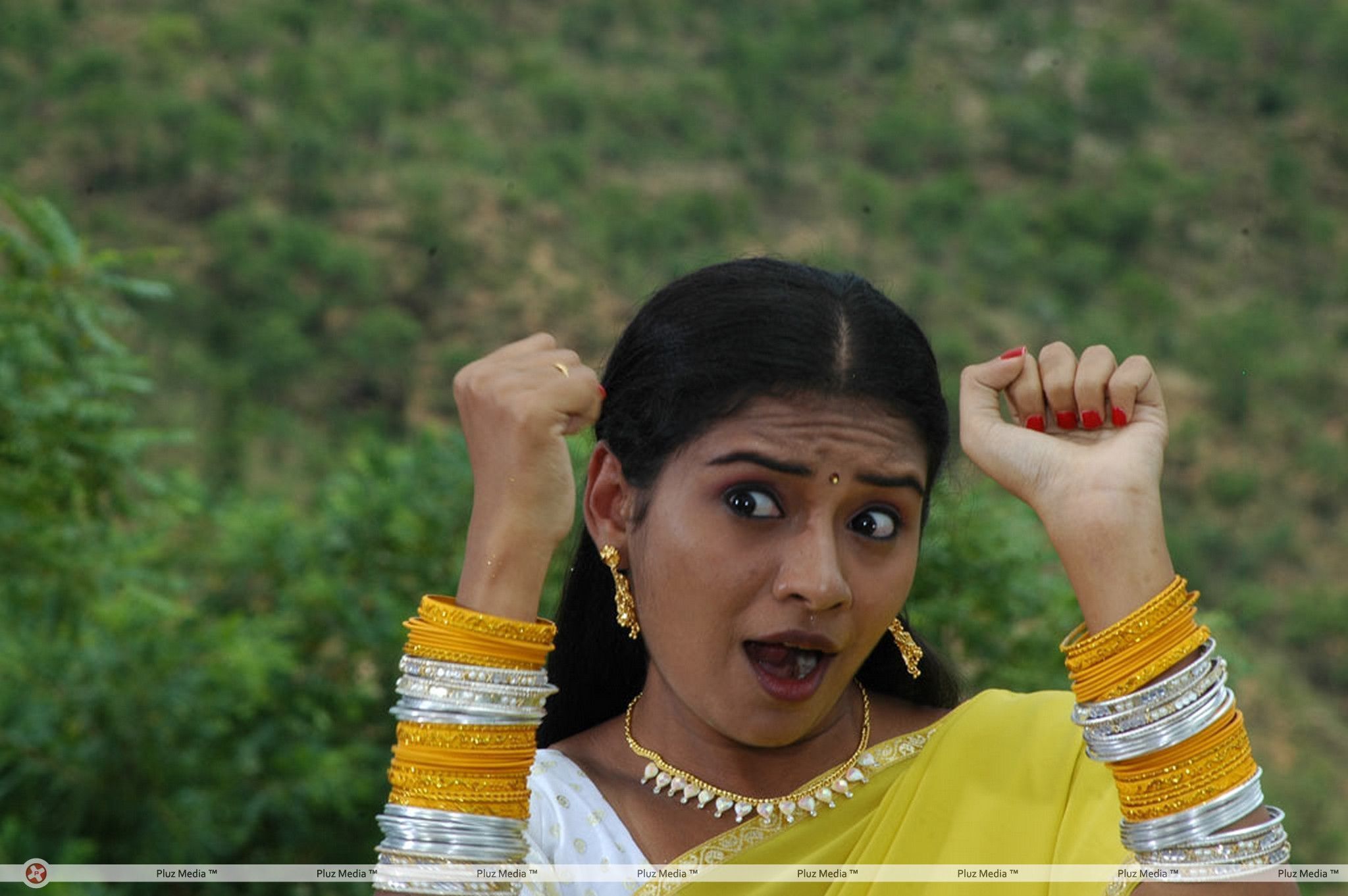 Suchitra Unni - Vellachi Movie Stills | Picture 333320