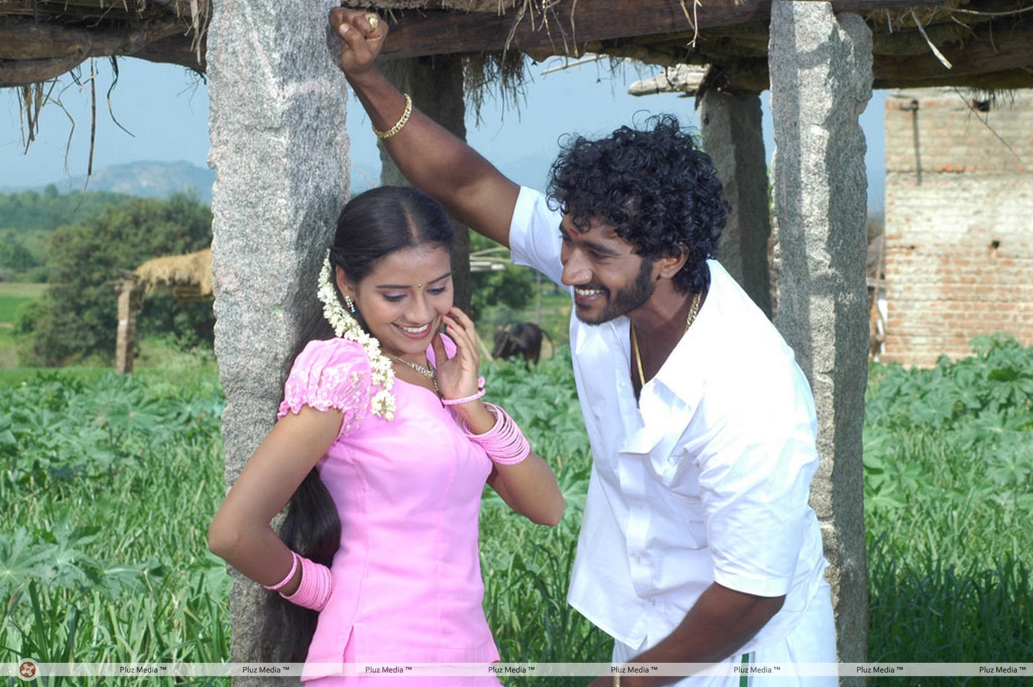 Vellachi Movie Stills | Picture 333363