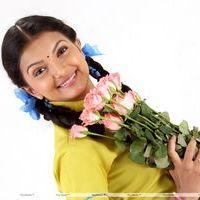 Saranya Mohan - Kadhalai Thavira Veru Ondrum Illai Movie Stills | Picture 348571