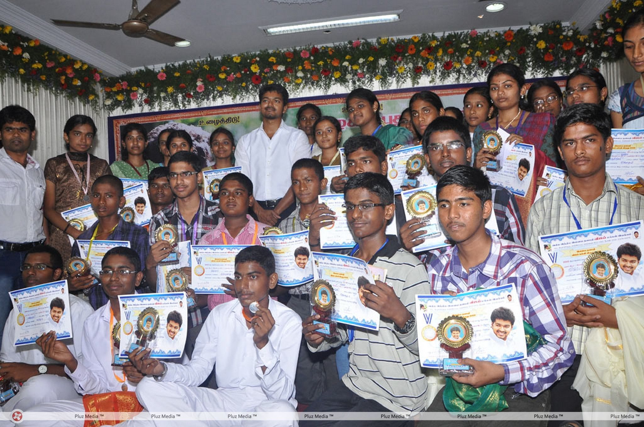 Vijay - Ilayathalapathy Vijay Award Ceremony Stills | Picture 225414