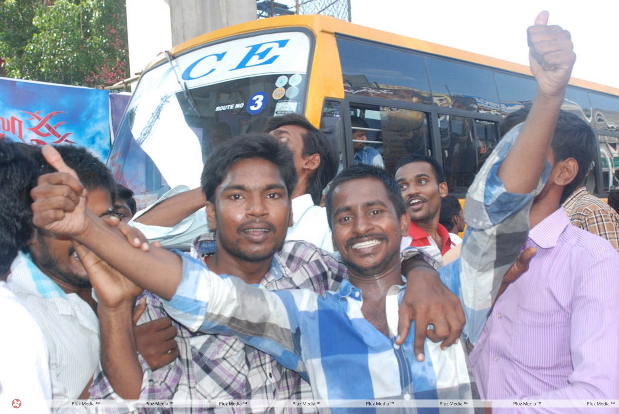 Ajith Fans Celebrate Billa 2 Release Stills | Picture 228236
