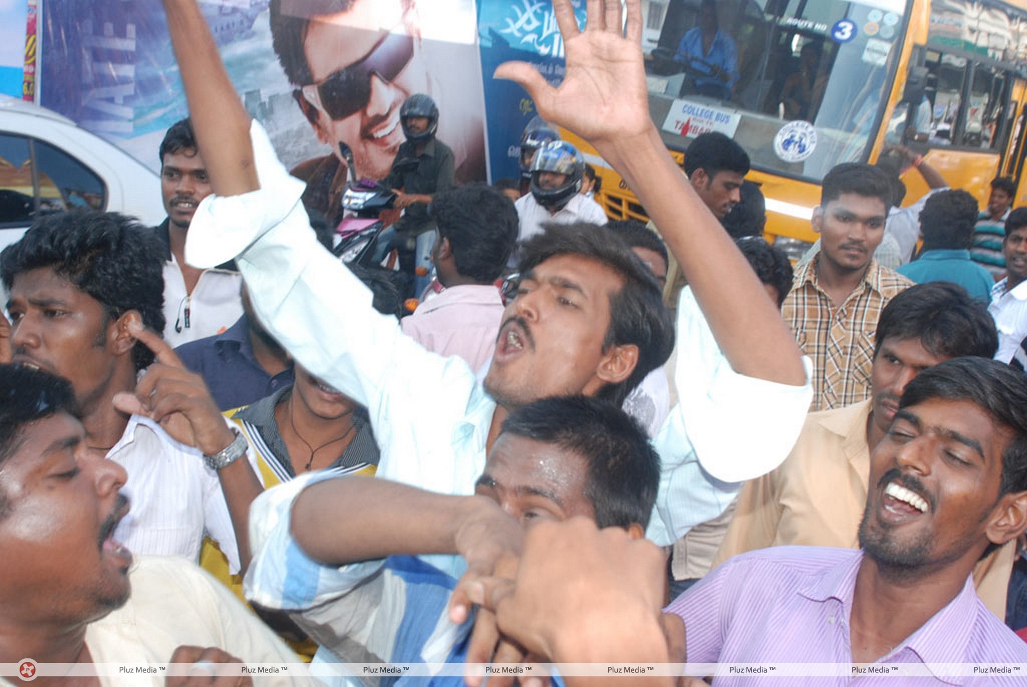 Ajith Fans Celebrate Billa 2 Release Stills | Picture 228242