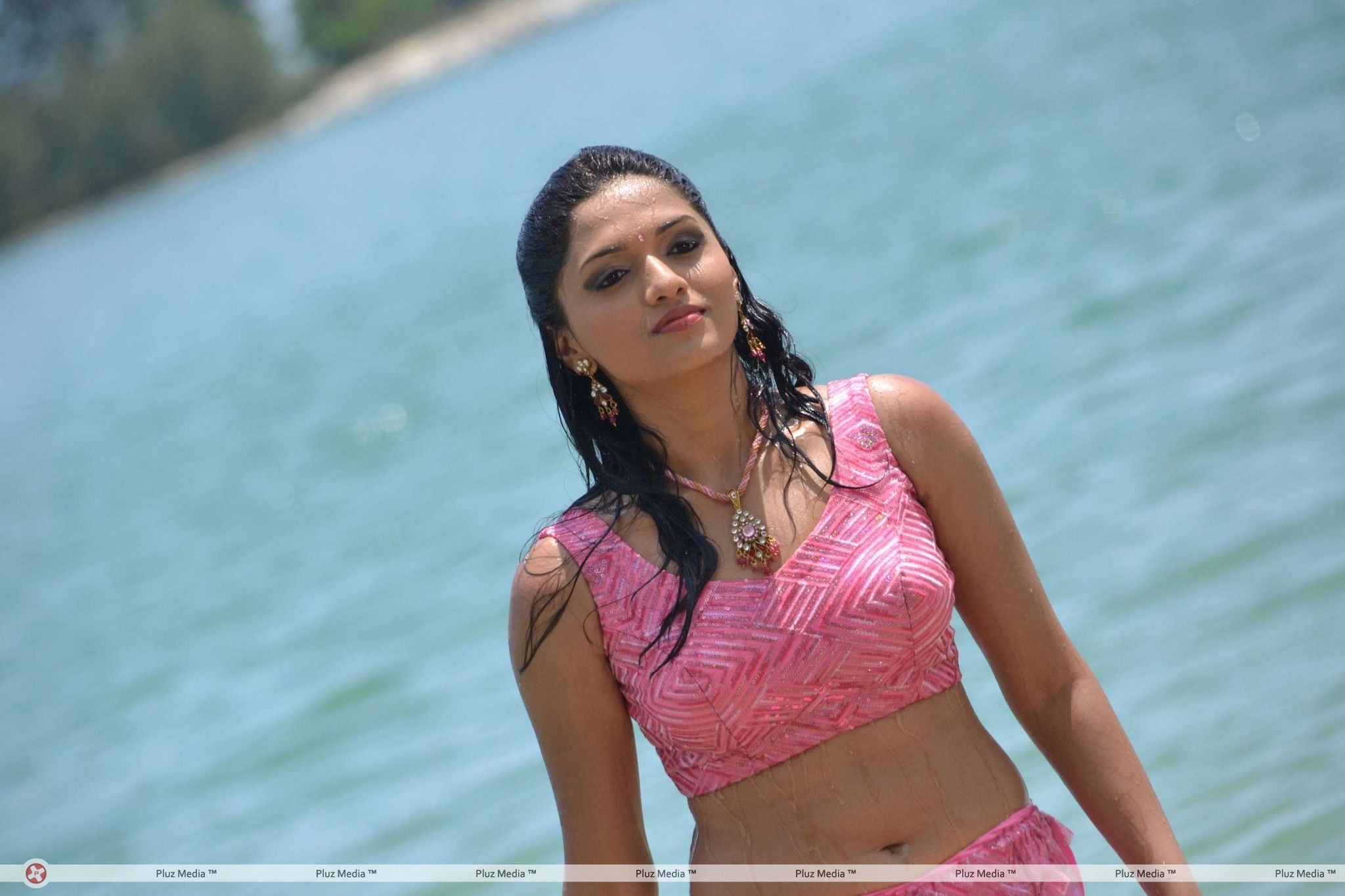 Sunaina - Pandi Oli Perukki Nilayam Movie Stills | Picture 233876