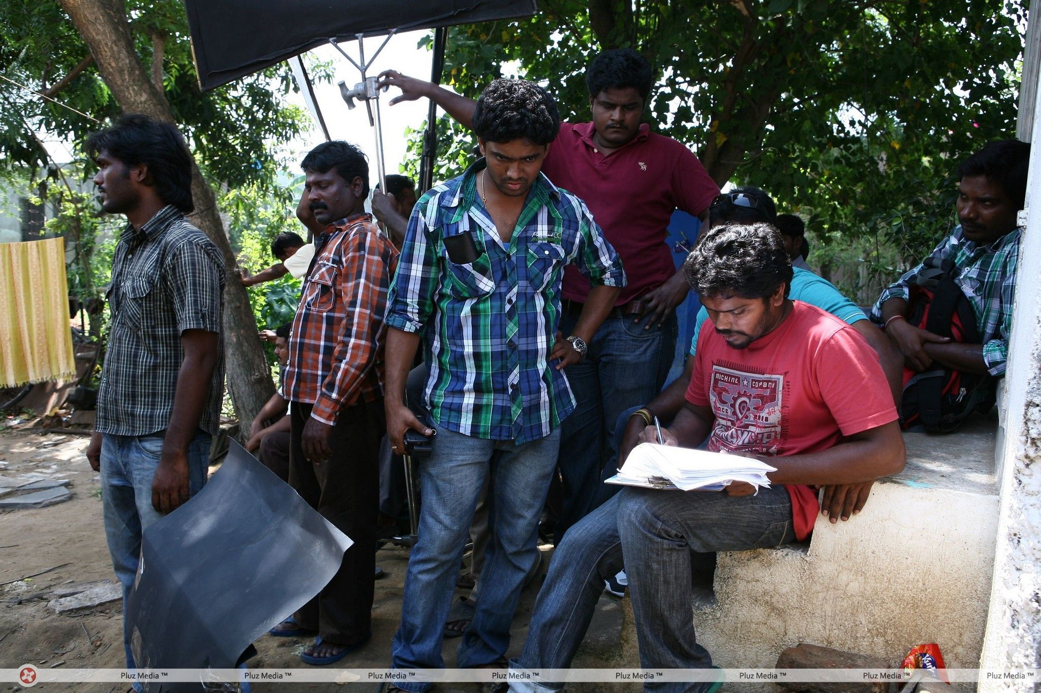 Attakathi Movie Working Stills | Picture 238476