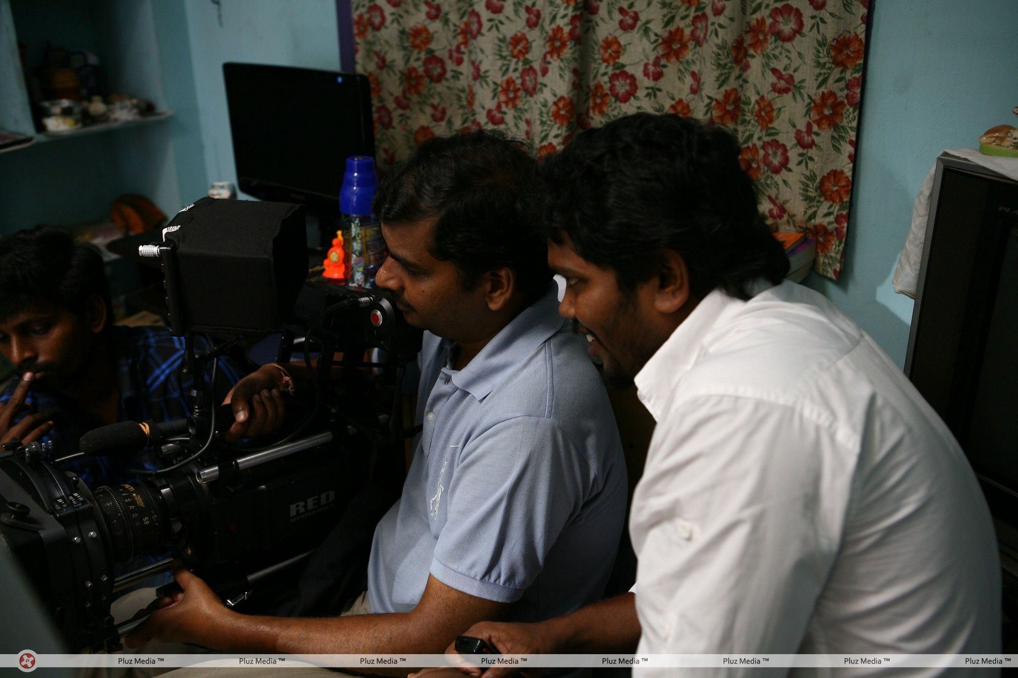 Attakathi Movie Working Stills | Picture 238486