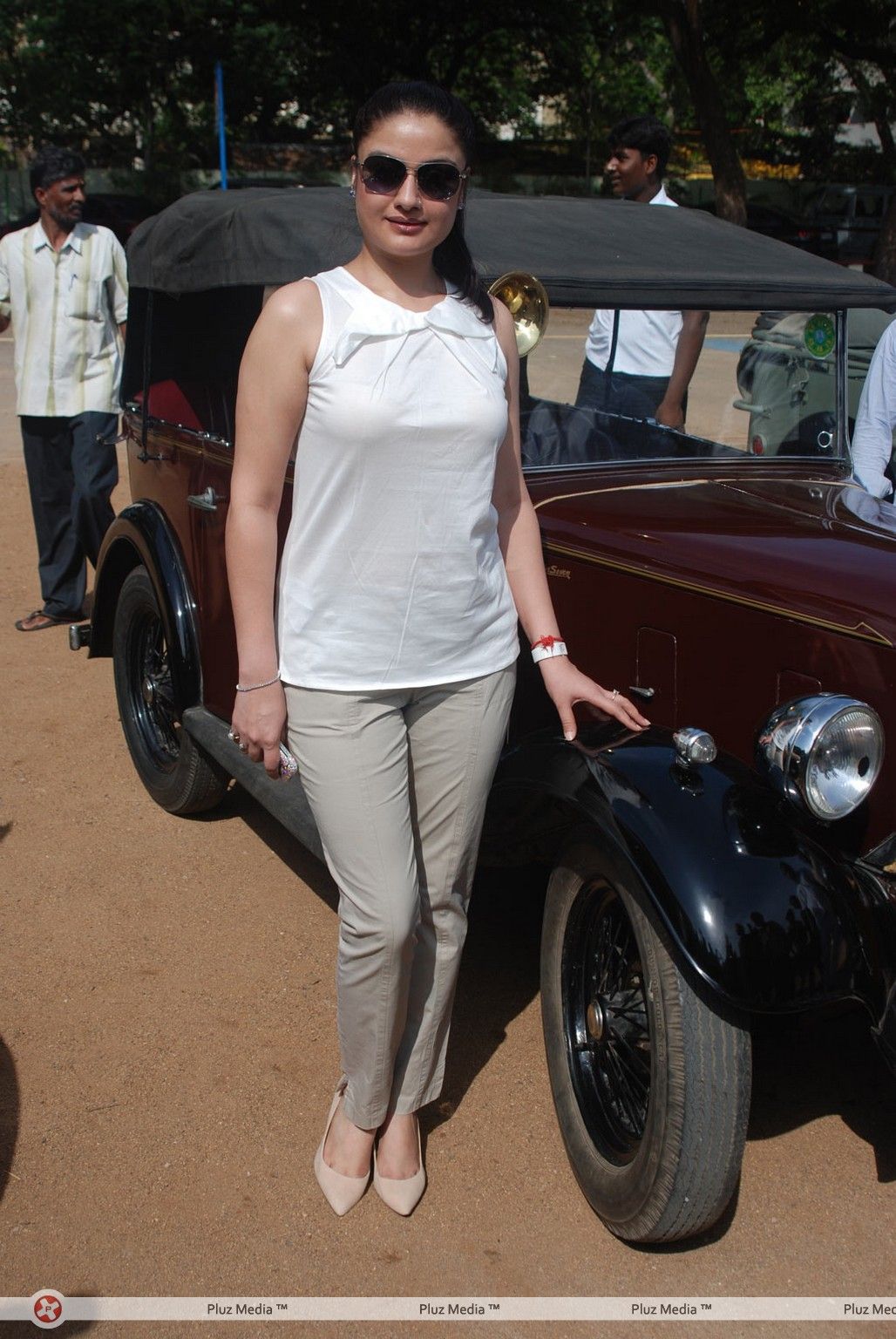 Sonia Agarwal - Sonia Agarwal Flags Of Heritage Car Rally Stills | Picture 239869