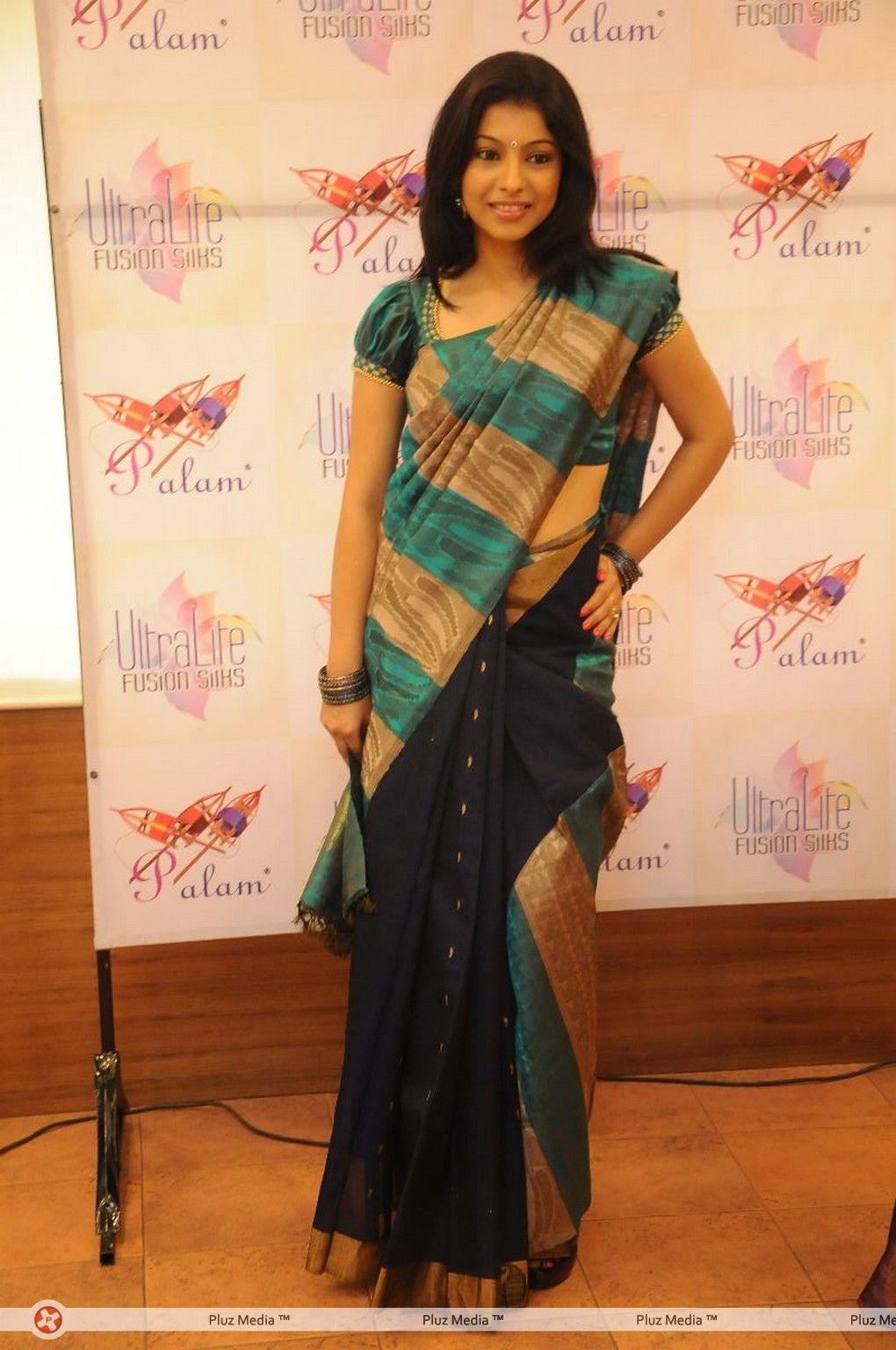Anuja Iyer Unveils Concept Saree Event at Sri Palam Silks Stills | Picture 216654