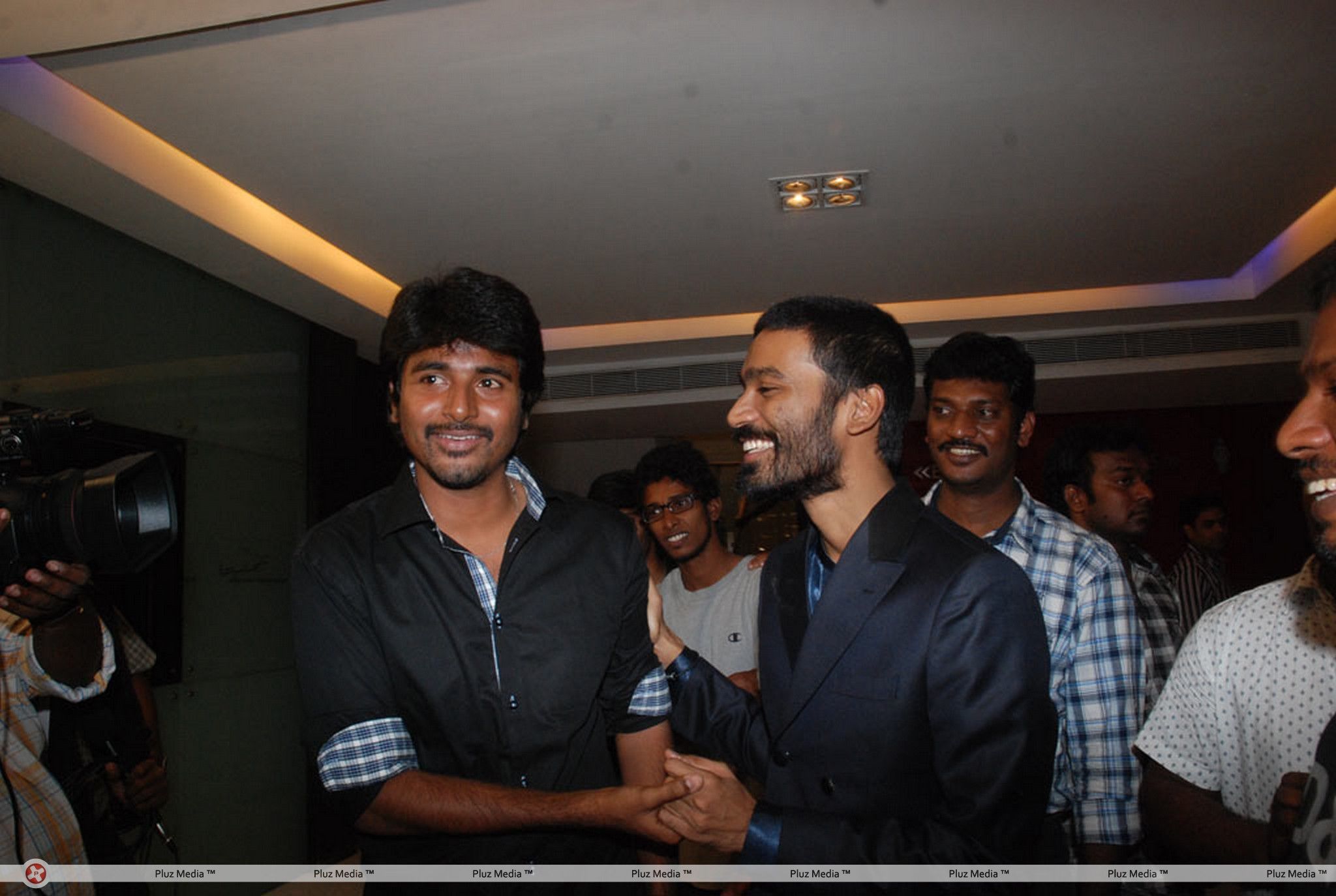 3 Movie Premiere Show at Sathyam Cinemas Pictures  | Picture 184217