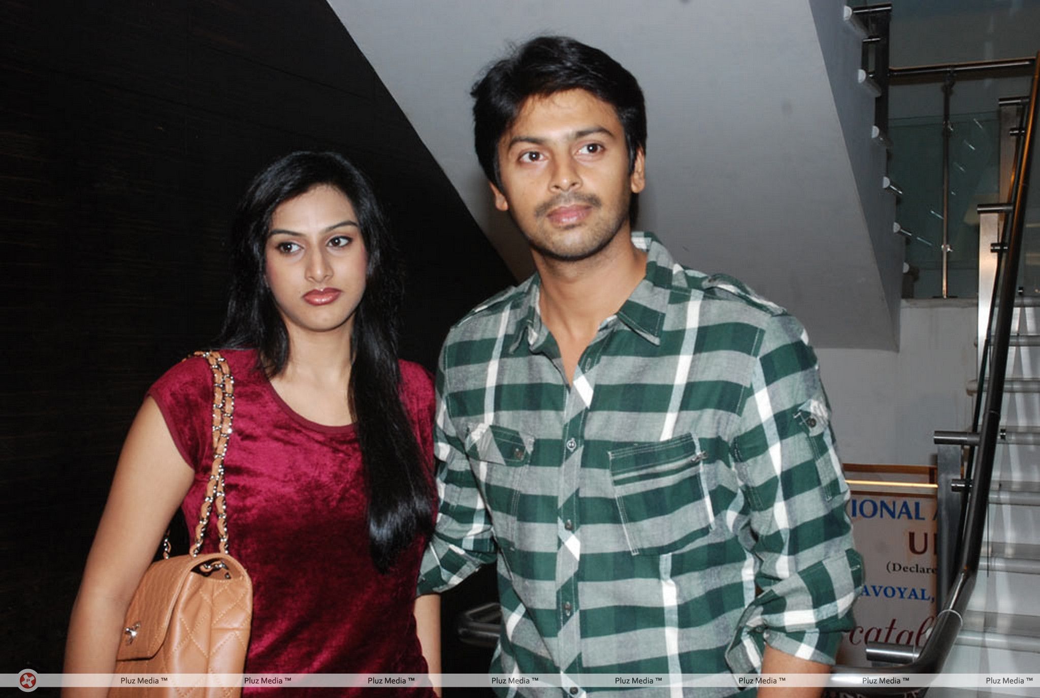 3 Movie Premiere Show at Sathyam Cinemas Pictures  | Picture 184245