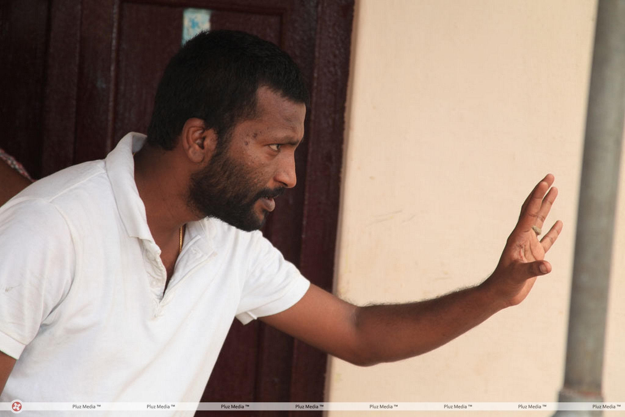 Suseenthiran - Aadhalal Kadhal Seiveer Movie Working Stills | Picture 311005