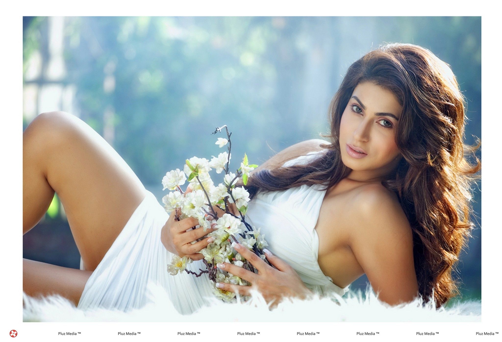 Actress Mansha Bahl Hot  Photoshoot Stills | Picture 311250