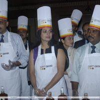 Actress Priya Raman At GRT Grand Cake Mixing Photos | Picture 318147