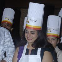 Actress Priya Raman At GRT Grand Cake Mixing Photos | Picture 318158