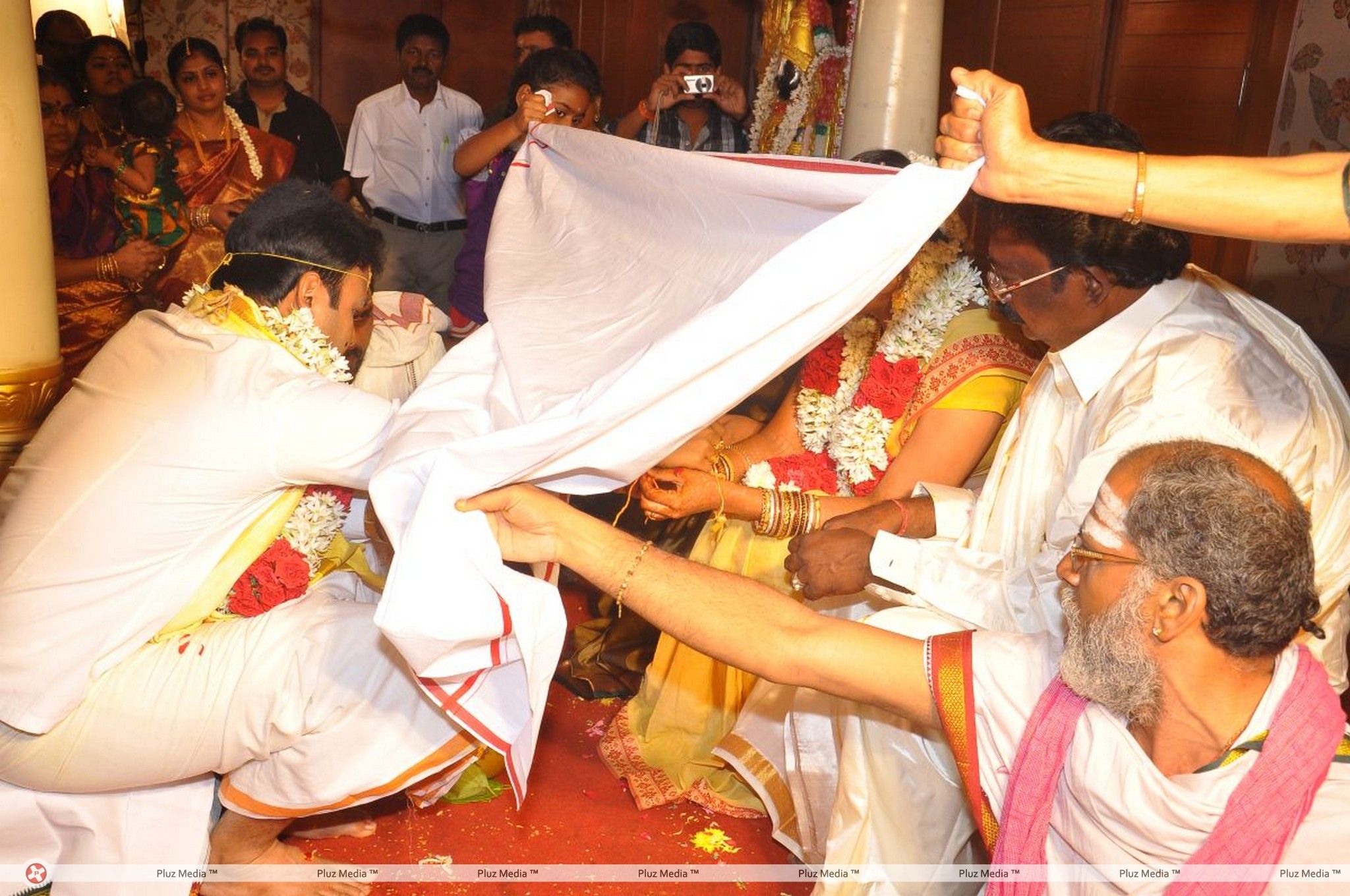 Director Jyothi Krishna - Aishwarya Wedding Stills | Picture 323406