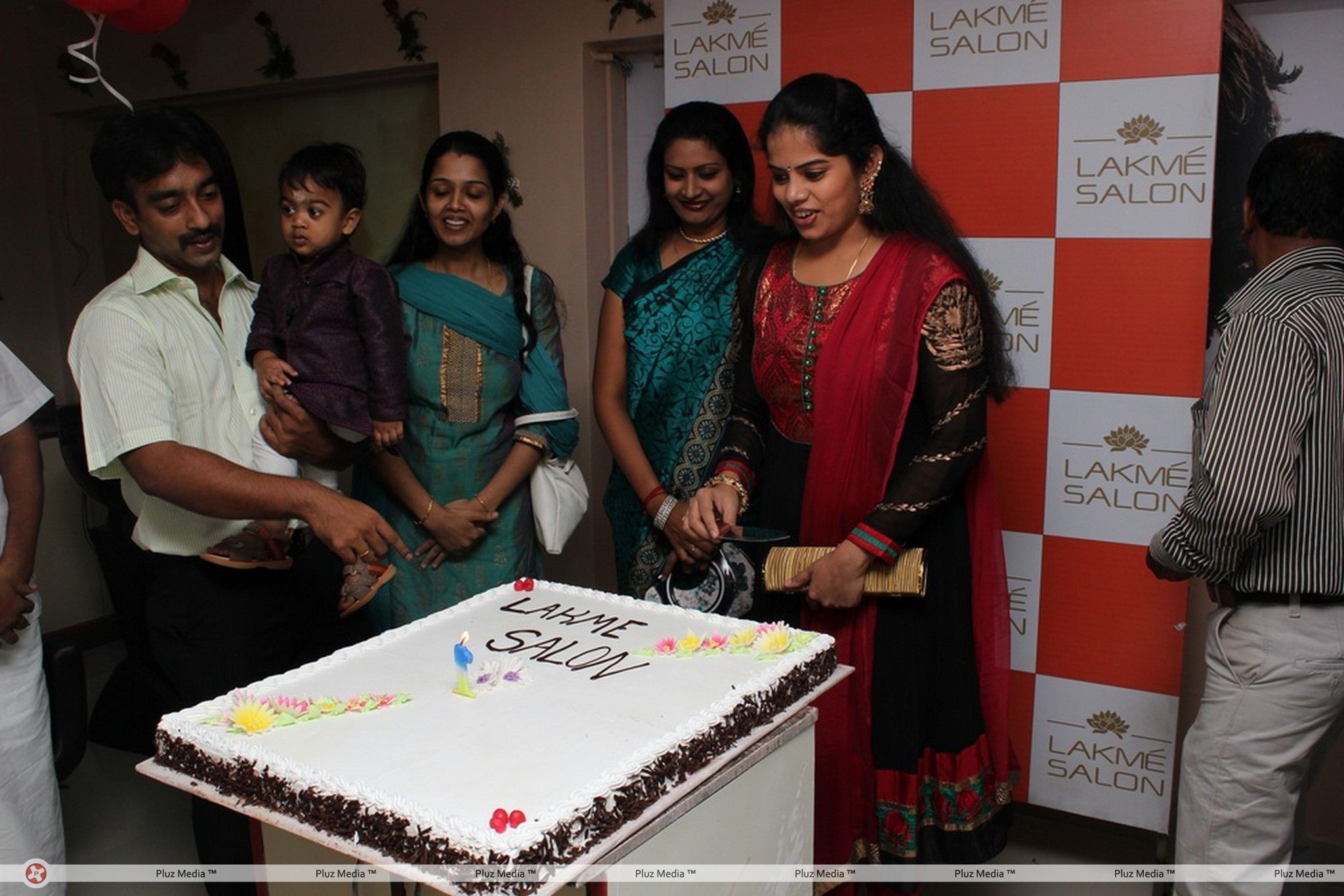 Deepa Venkat Launches LAKME Salon Stills | Picture 323958