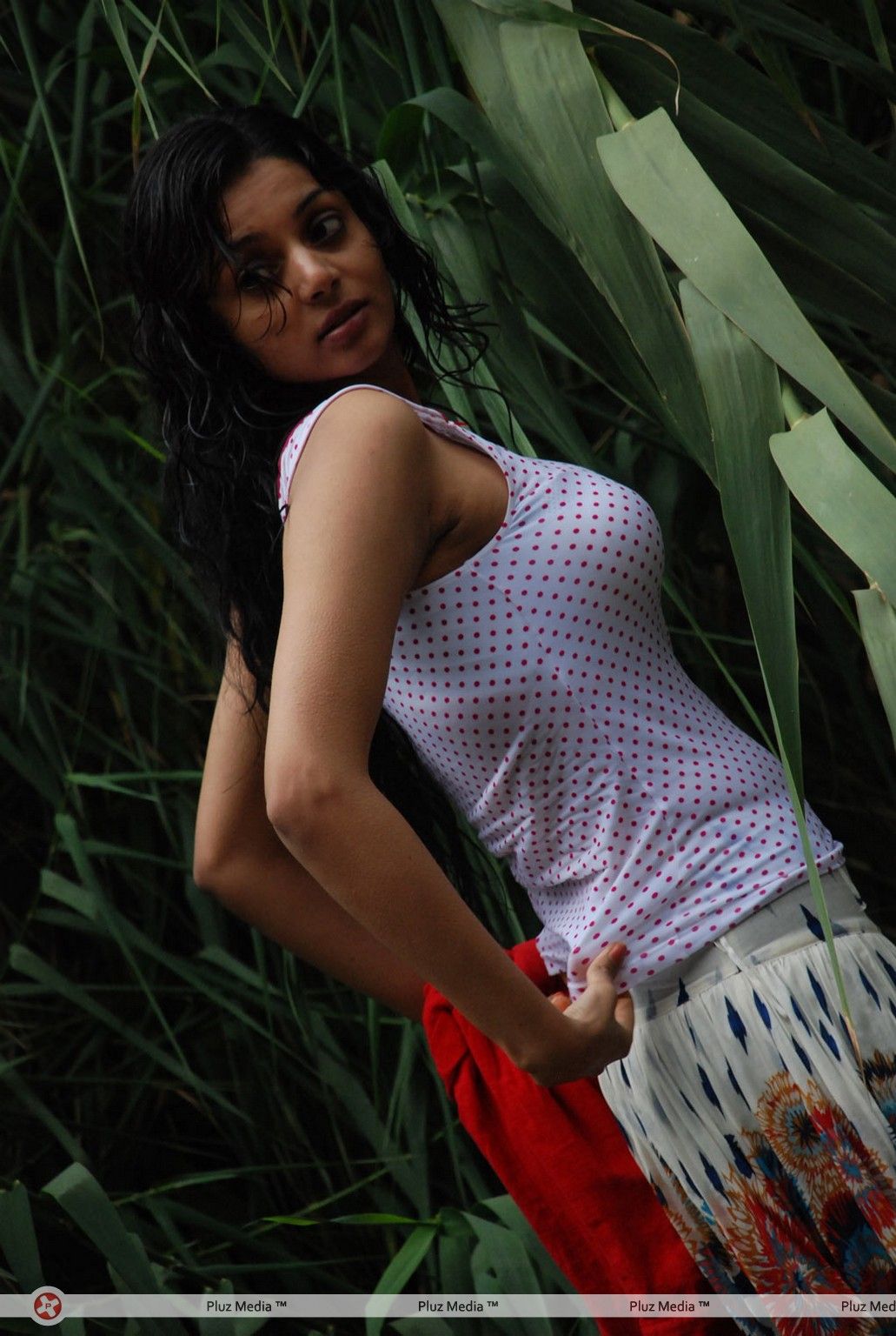 Sanam (Actress) - Maayai Movie Hot Photos | Picture 328486