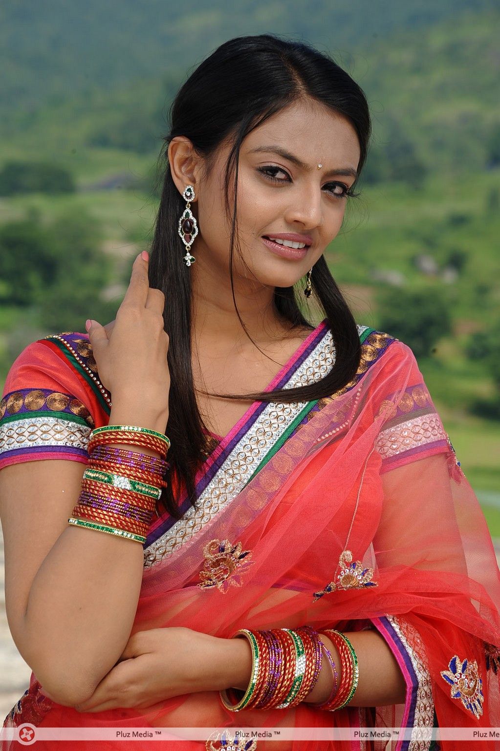 Nikitha Narayan - Nee Naan Mattum Movie Stills | Picture 303761