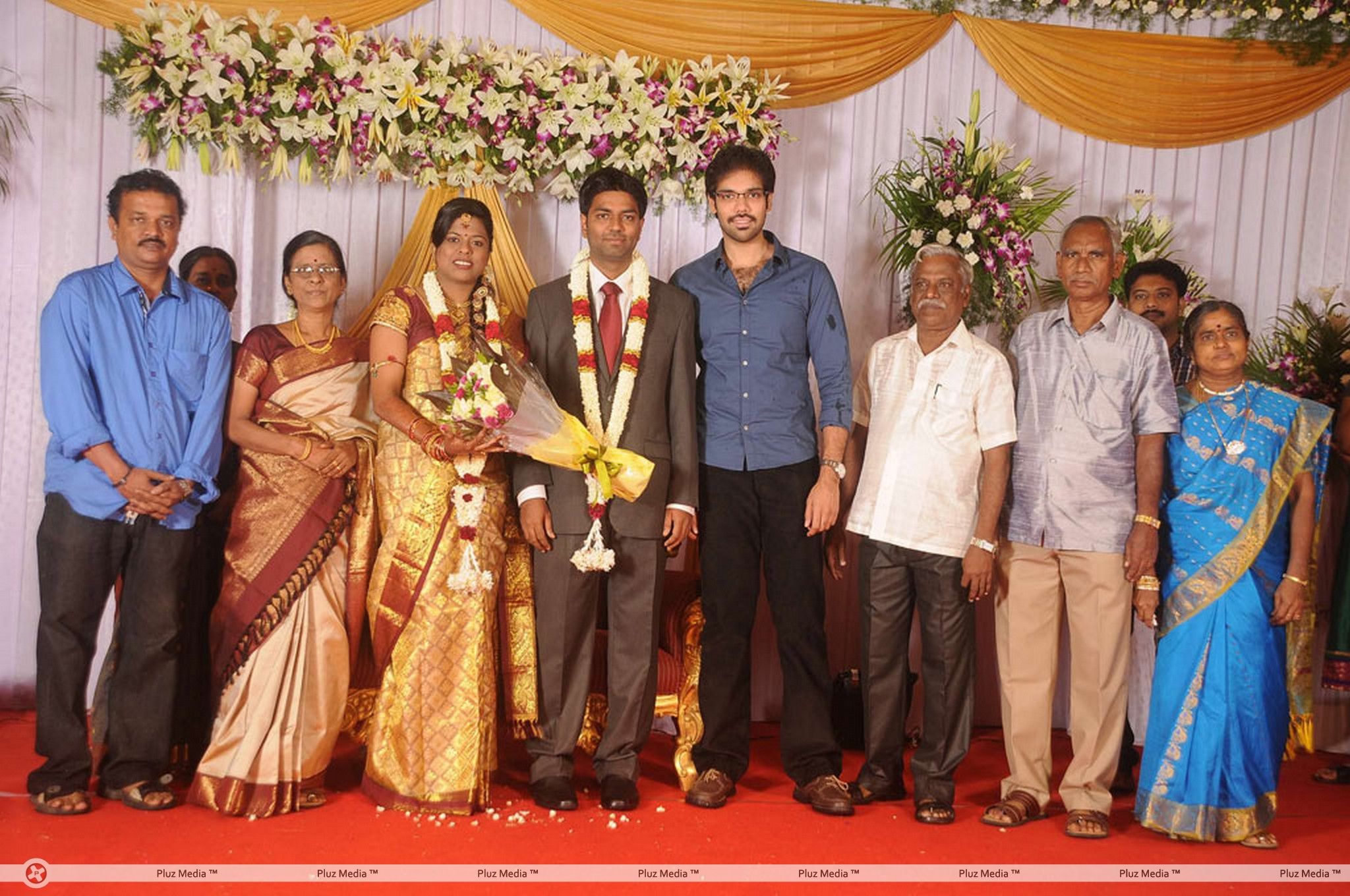 Sibiraj - Producer Chozha Ponnurangam's Daughter Marriage  Reception Stills | Picture 304074