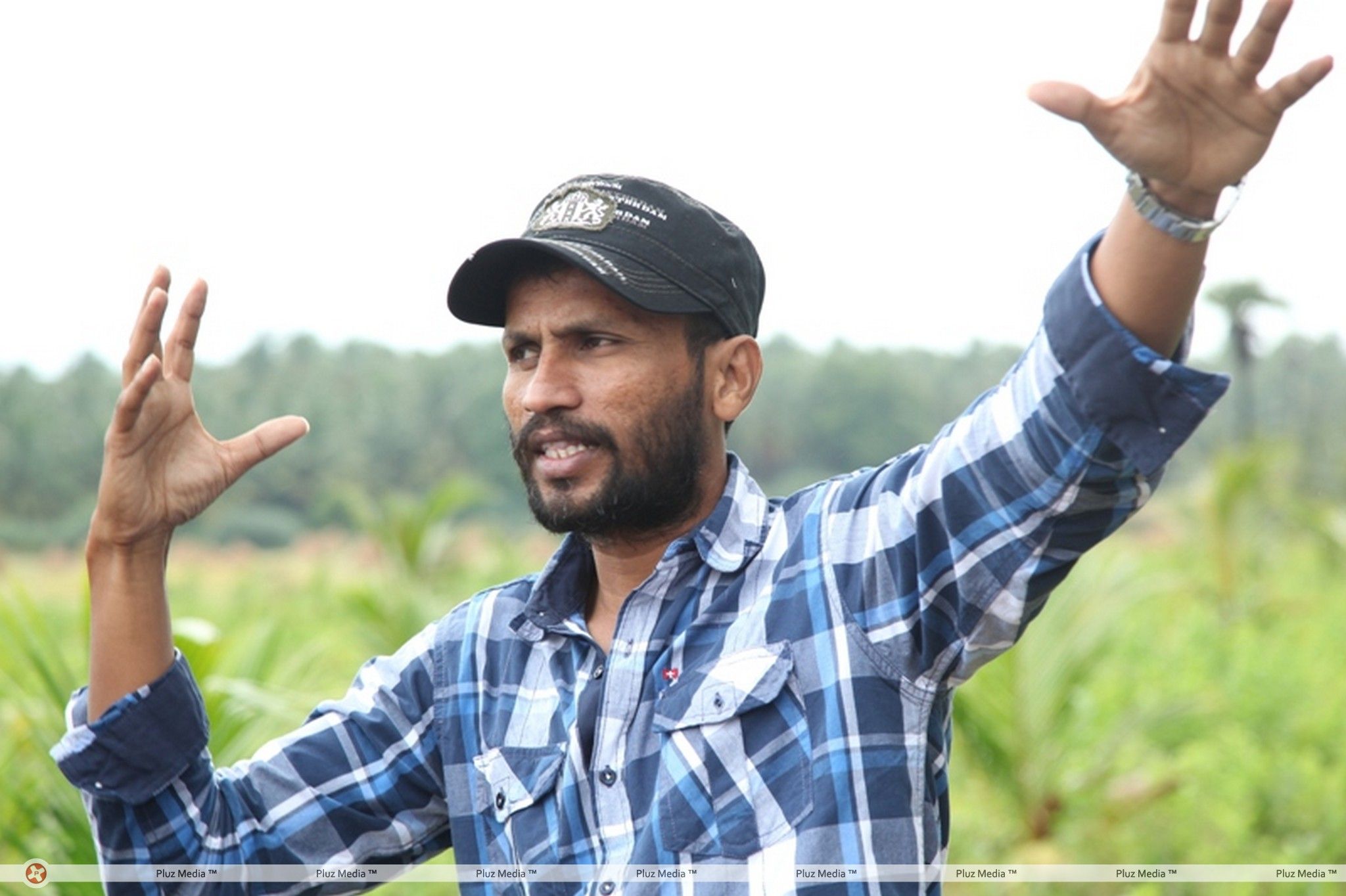 Aslam (Directors) - Paagan Movie Working Stills | Picture 264908