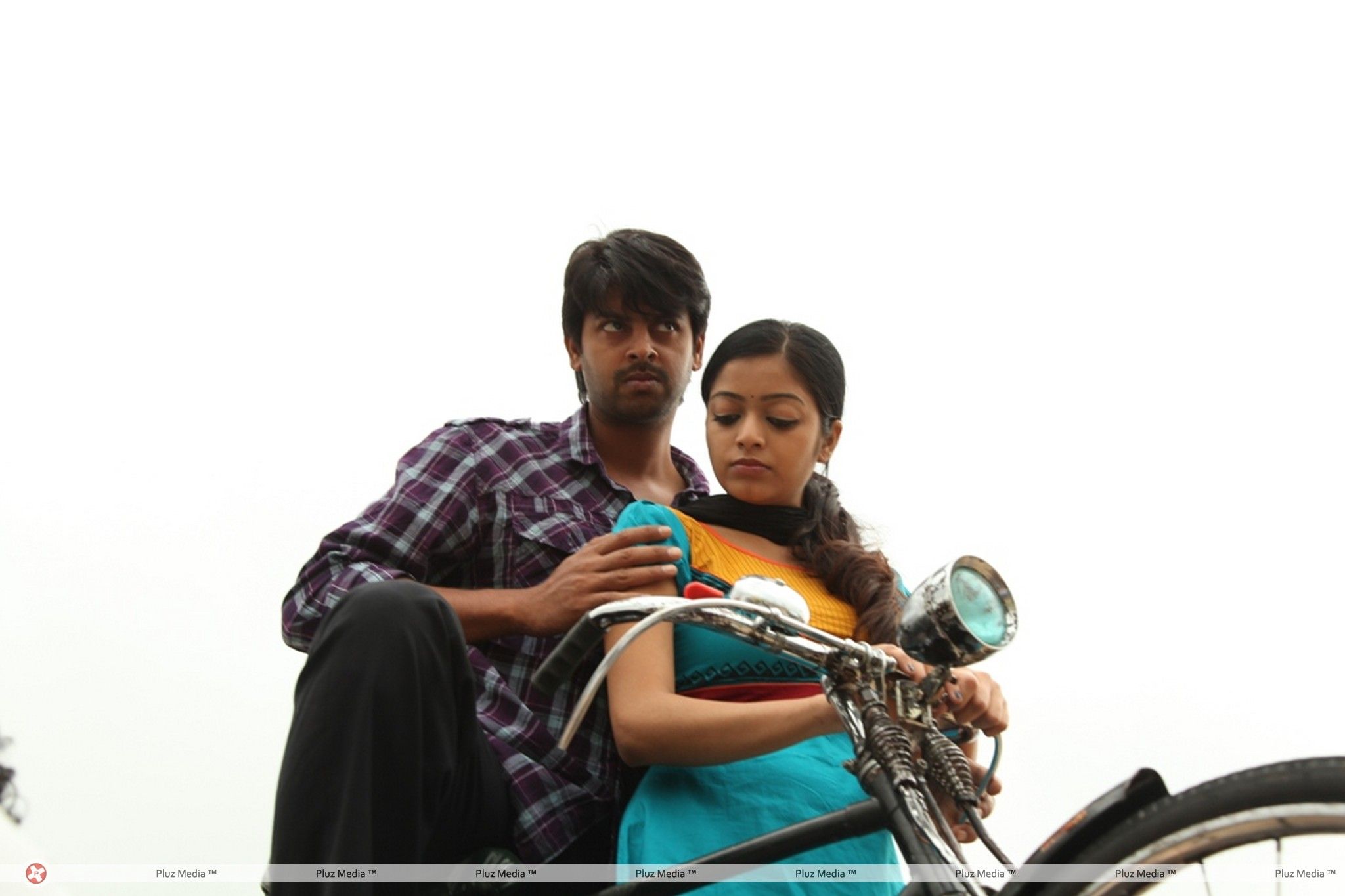 Paagan Movie Stills | Picture 268107