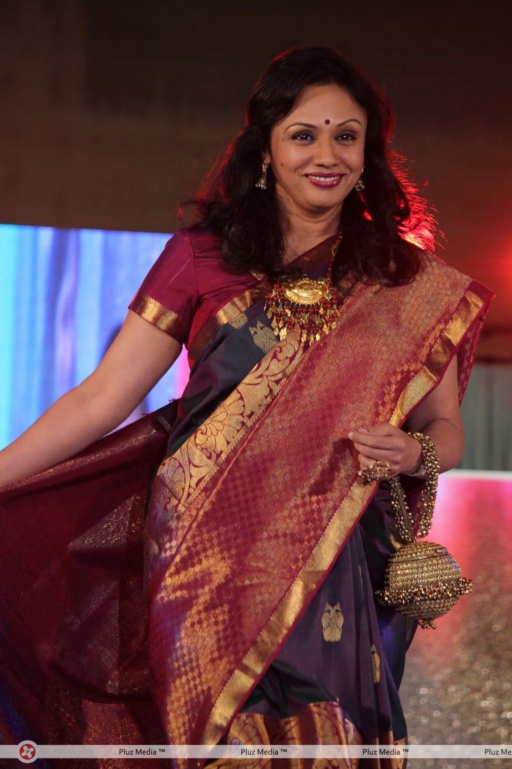 Palam Fashion Show Concept Sarees With Parvathy Omanakuttan Stills | Picture 280522