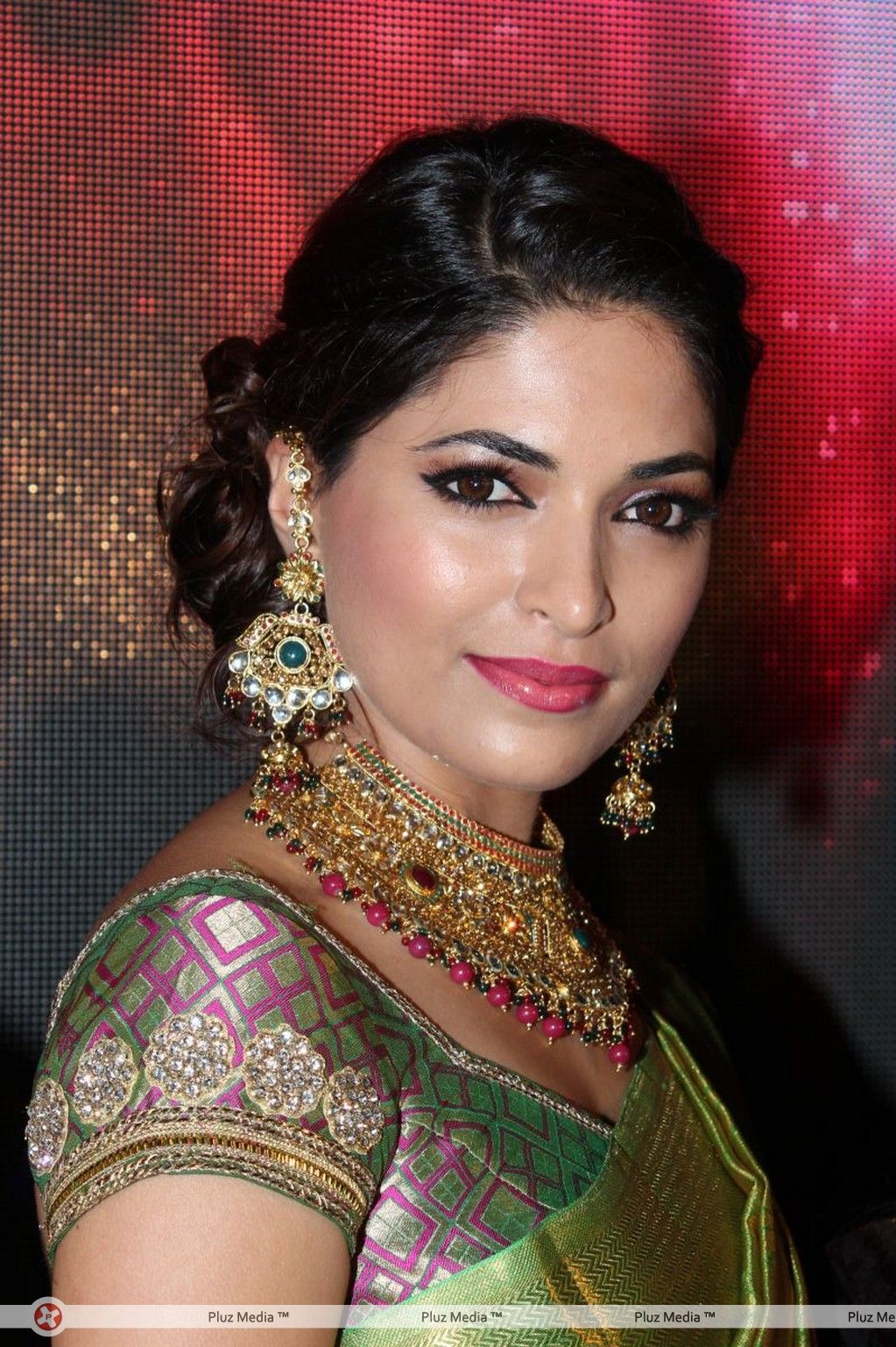 Palam Fashion Show Concept Sarees With Parvathy Omanakuttan Stills | Picture 280535
