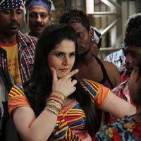 Zarine Khan Hot  at Naan Rajavaga Pogiren Movie  Shooting Spot Stills | Picture 285289
