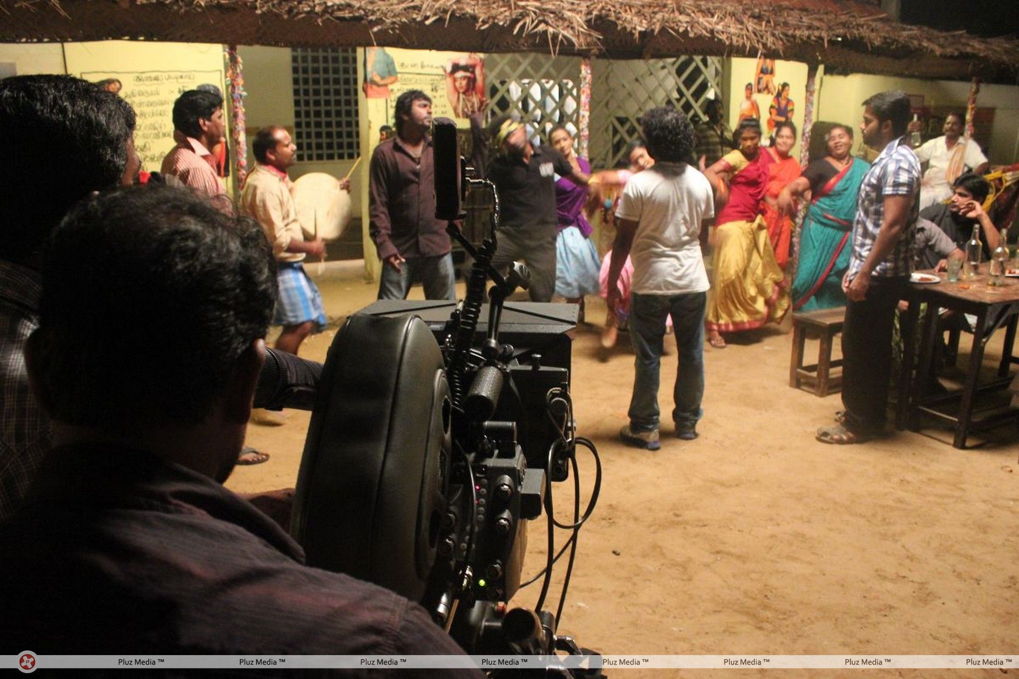 Nanbargal Kavanathirku Movie Shooting Spot Stills | Picture 286903