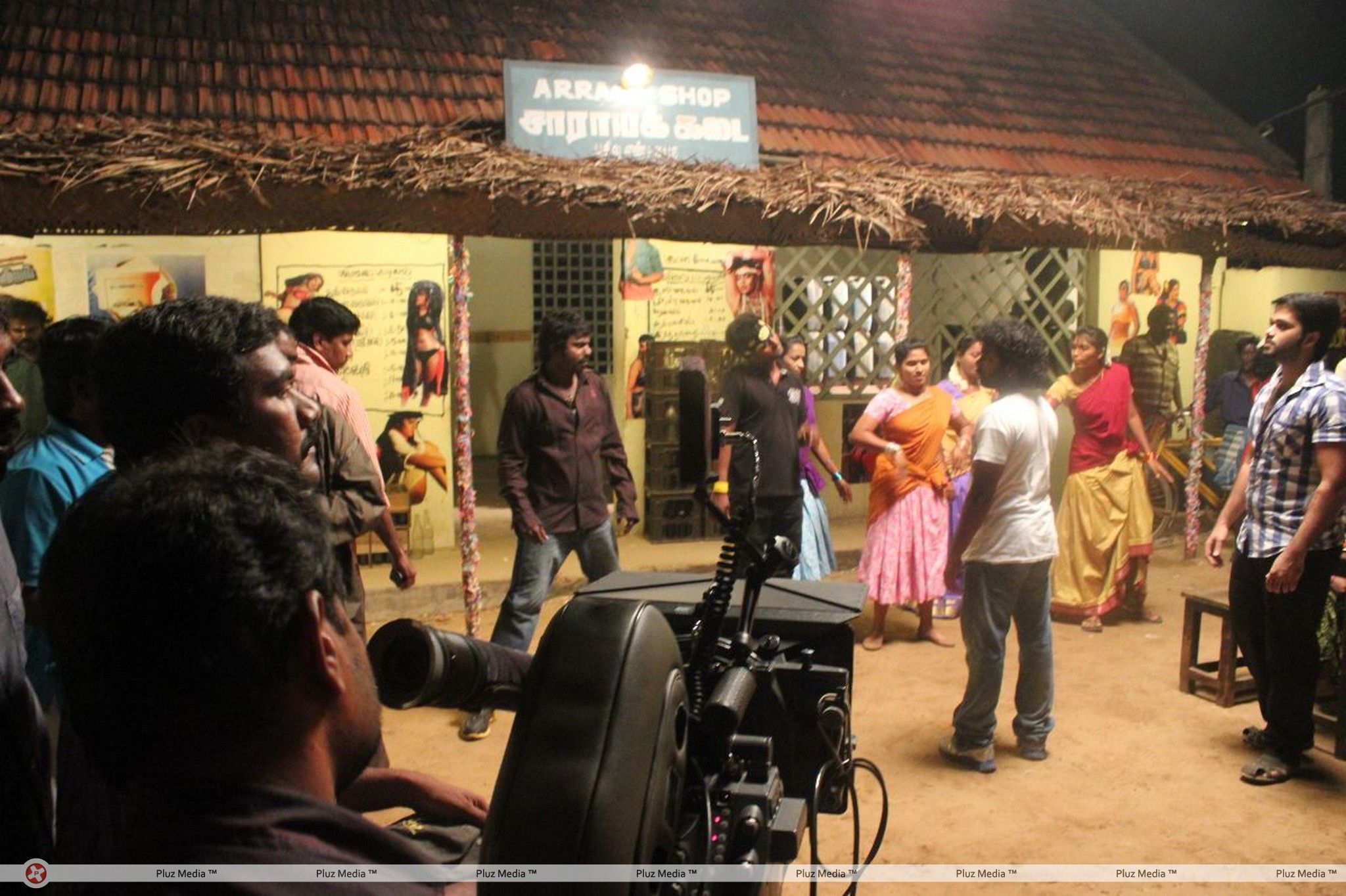 Nanbargal Kavanathirku Movie Shooting Spot Stills | Picture 286909