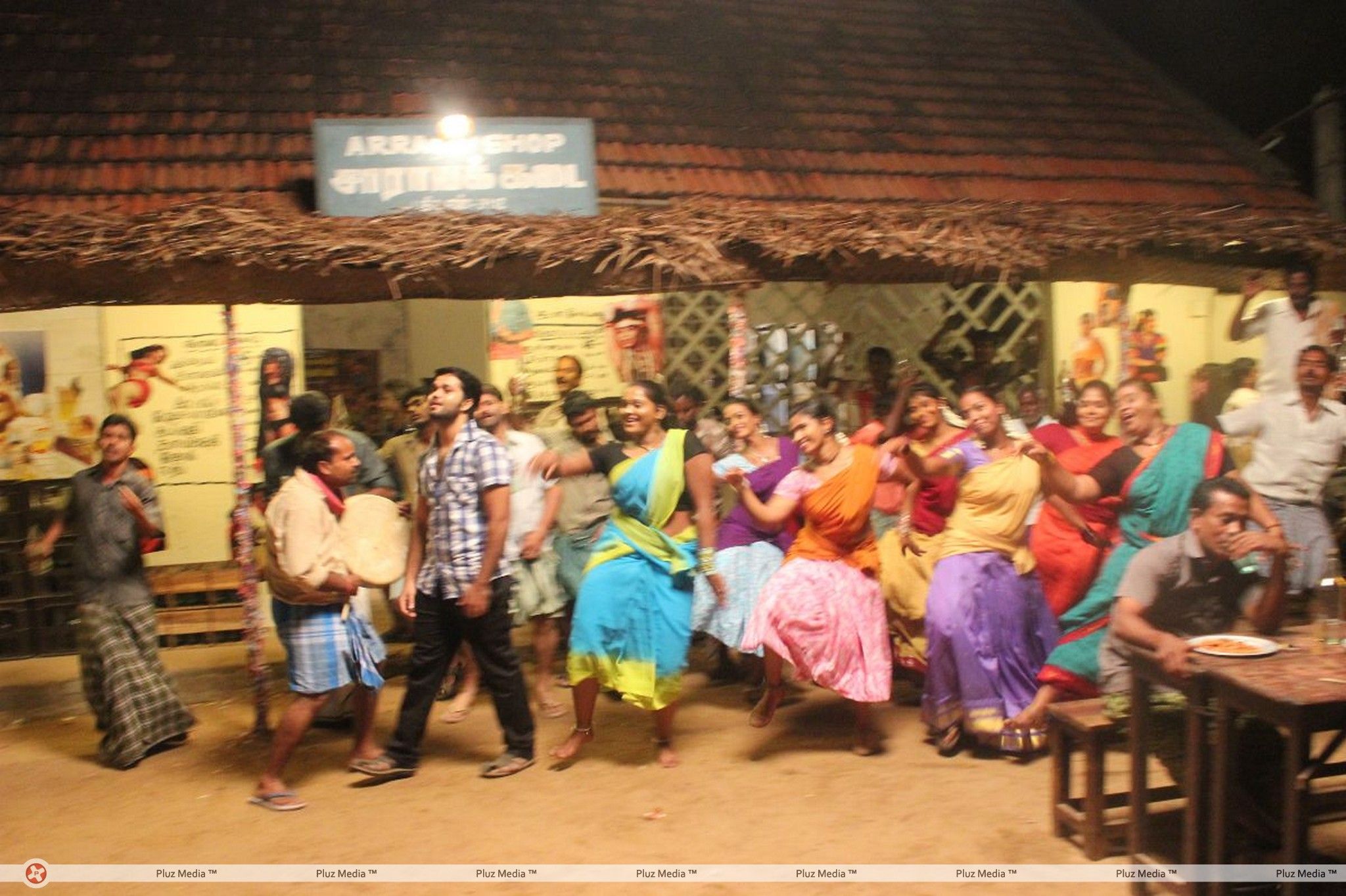 Nanbargal Kavanathirku Movie Shooting Spot Stills | Picture 286913