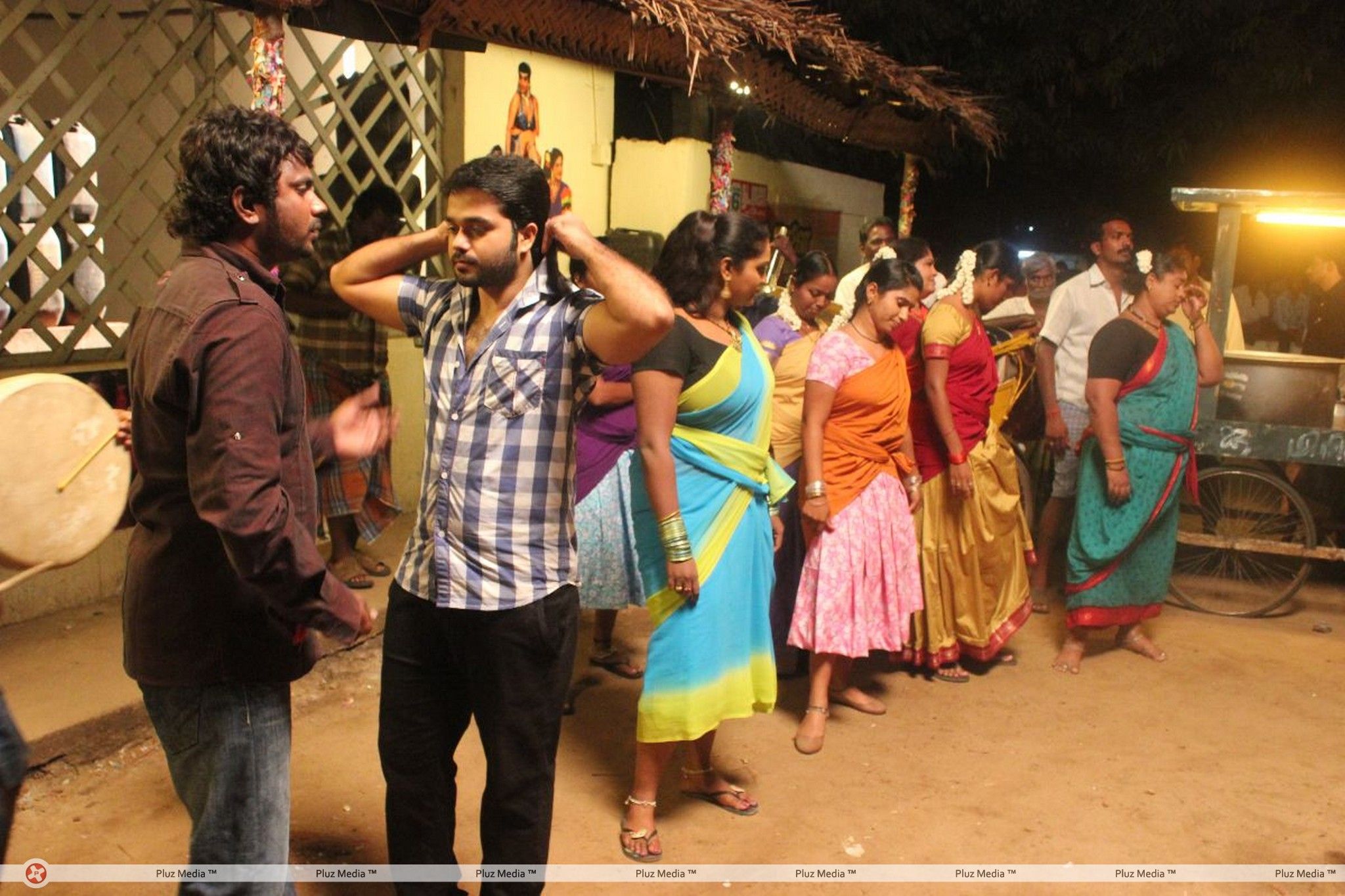 Nanbargal Kavanathirku Movie Shooting Spot Stills | Picture 286970